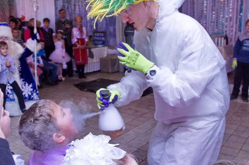 Новогоднее химическое шоу для детей